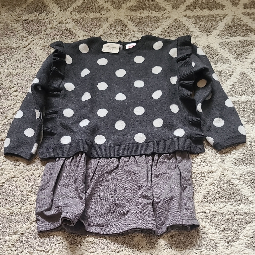 10 for $25- Baby Zara Knitwear 3-4 Years Girls Gray Knit Sweater with Polka Dots